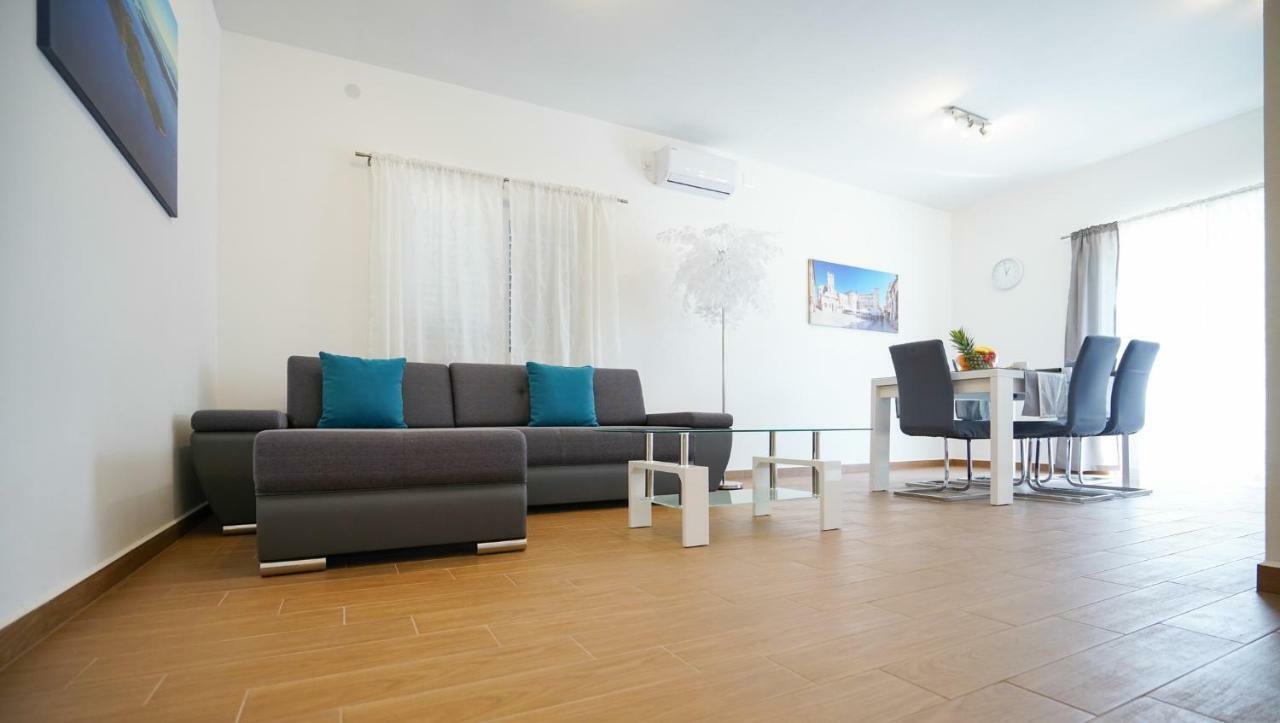Tj Apartment 2 Ζαντάρ Εξωτερικό φωτογραφία