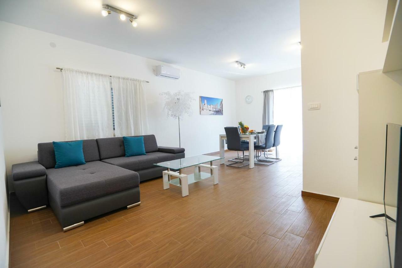 Tj Apartment 2 Ζαντάρ Εξωτερικό φωτογραφία